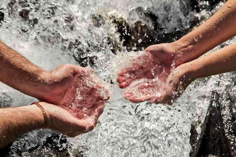 How much water on earth is freshwater? 2 fresh water
