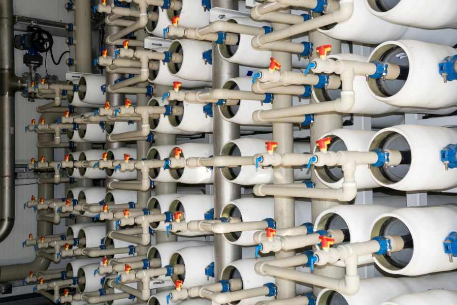 Discover 6 Essential sources of water 4 desalination